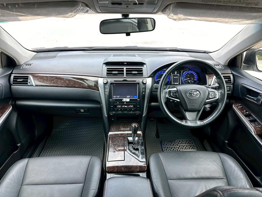 รหัสรถ PAT8446 Toyota Camry 2.0 G Extremo สีขาวมุก ปี 2017 13
