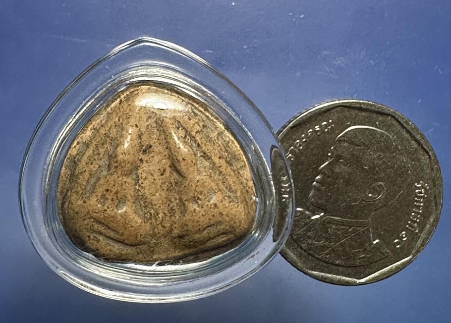 พระกำแพงลูกแป้งคู่ เลี่ยมเดิม 5