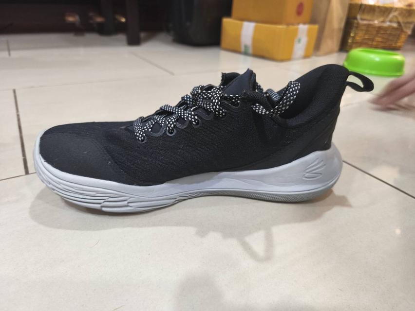 👟 ขายรองเท้าเด็กบาสเกตบอล Under Armour Steph Curry ของแท้ 👟