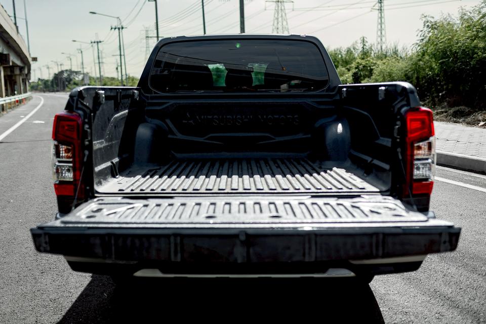 Mitsubishi Tritin 2.4GT ปี20 18