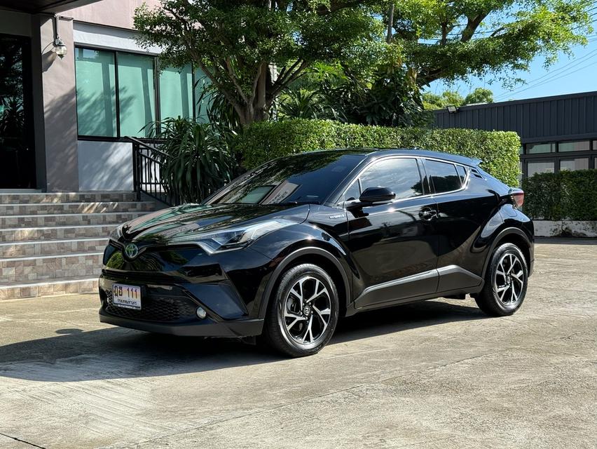 2020 TOYOTA CHR HV HI รถมือเดียวออกป้ายแดง รถวิ่งน้อย เข้าศูนย์ตามระยะ รถไม่เคยมีอุบัติเหตุครับ