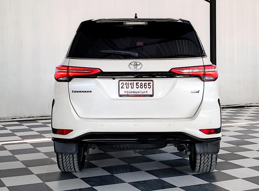 FORTUNER LEGENDER 2.4 V 4WD ปี 2021 ✅ ฟรีค่าจัด-ค่าโอน ✅ ฟรีประกันภัย ✅ ฟรี พรบ 4