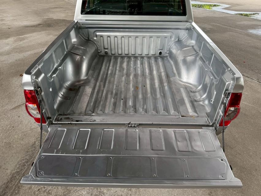 ขายรถ Isuzu D-max 3.0 AT 4 ประตู ปี 2011 สีเทา 17