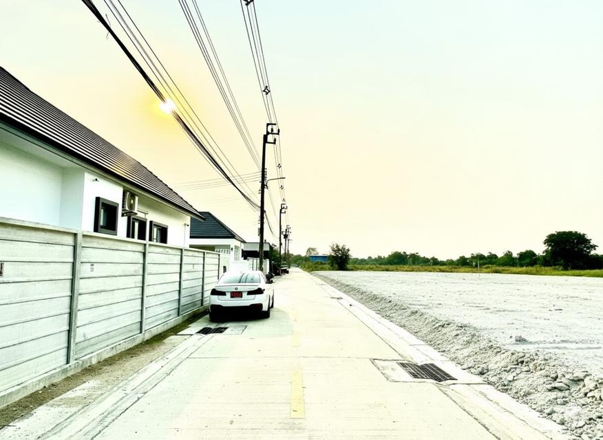 !!! ราคาพิเศษลดเหลือ เพียง 1.5 ล้านบาท เมื่อจองก่อน 15 เมษา นี้ 100 ตารางวา สร้างบ้าน ออฟฟิส โกดัง คลังสินค้า ใกล้กรุงเทพกรีฑารถไฟฟ้าและมอเตอร์เวย์ พร 5