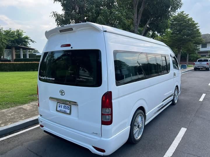 ปล่อยขาย TOYOTA COMMUTER 2