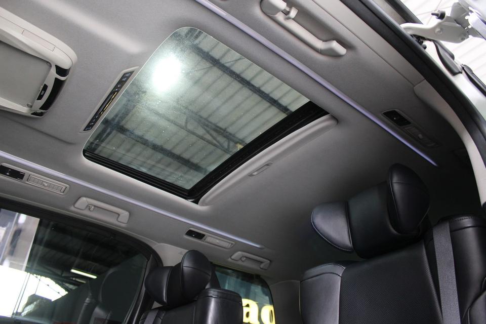 รหัสรถ JRS5462 TOYOTA VELLFIRE 40 Look ปี 2017 15