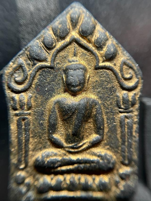 พระขุนแผนผงพลายกุมาร หลวงปู่ทิม ปี2515 บล็อกแรก พิมพ์ใหญ่ เนื้อว่านไพรดำ รูปที่ 10