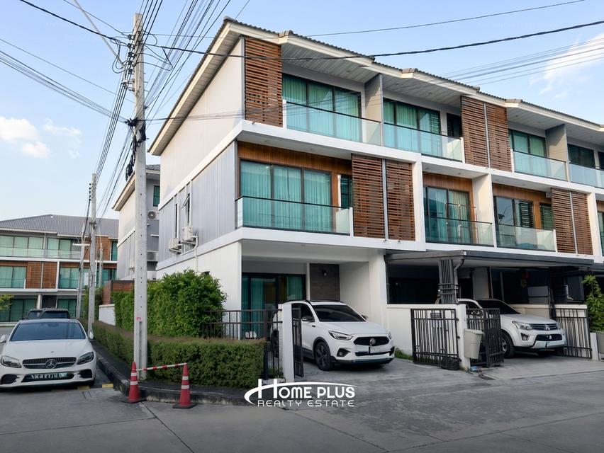 ขายทาวน์โฮม 3 ชั้น หลังมุม ศุภาลัย เออร์บานา บางนา - วงแหวน 1