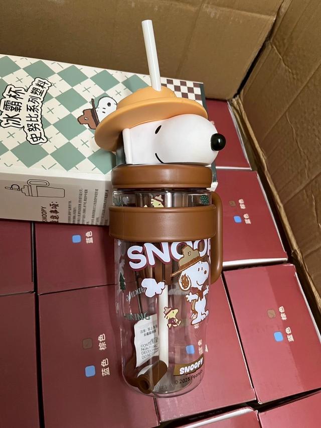 แก้วSnoopy