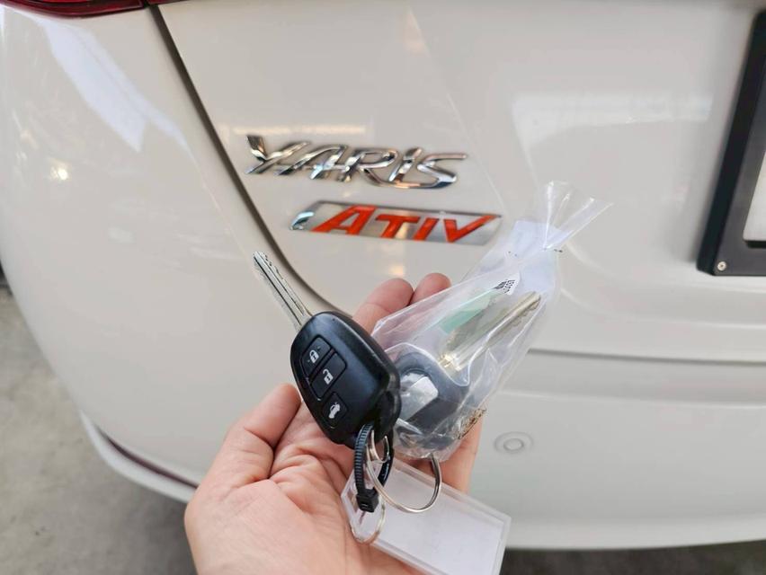 ขาย Toyota Yaris Ativ 1.2Entry ปี21 16