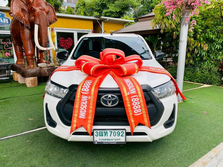 NISSAN NAVARA SINGLECAB 2.5 SL  พื้นปูกระบะ  ปี 2022 TOYOTA HILUX REVO 2.4 SINGLE ENTRY กระบะพื้นเรียบ ปี 2022
