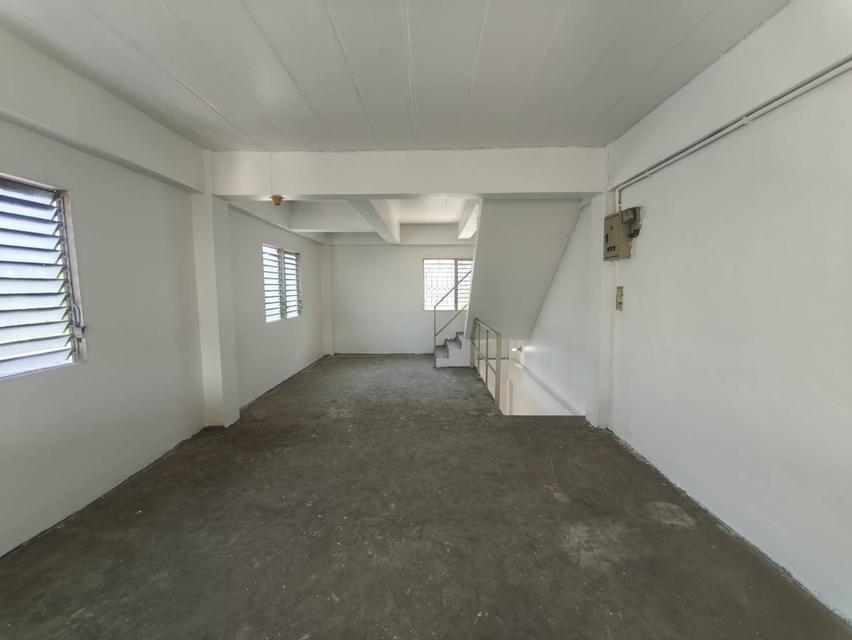 ตึกแถว 2 ห้อง ถูก เพียง 4.5 ลบ. ใกล้ถนนเอกชัยเพียง 300ม. บางซอย Sky mall สมุทรสาคร ซอย กองพนันพล 5