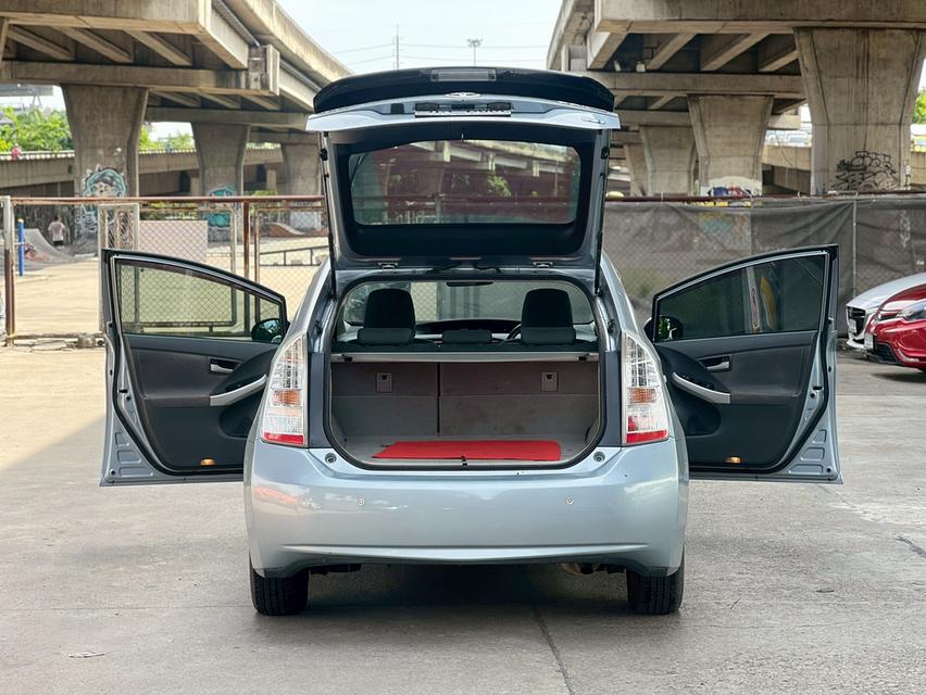 Toyota Prius 1.8 Hybrid AT ปี 2012 9