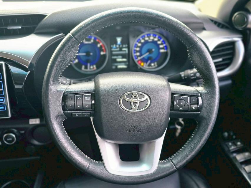 Toyota Revo 2.4G ปี19 10