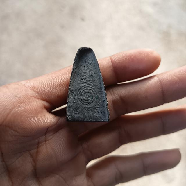 พระหลวงปู่ทวดหลังยันต์