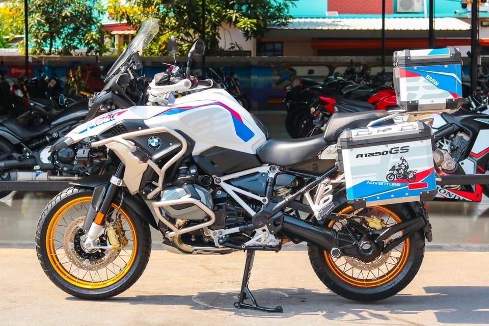 BMW R 1250 GS ปี 2023 ไมล์น้อย 4