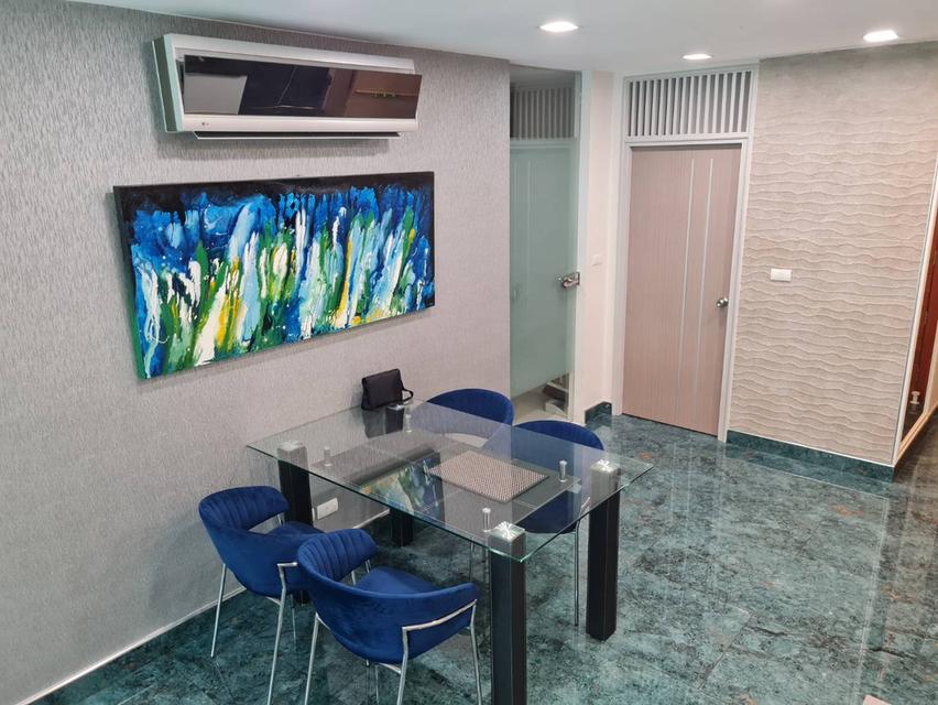 Laguna Heights Condominium 14