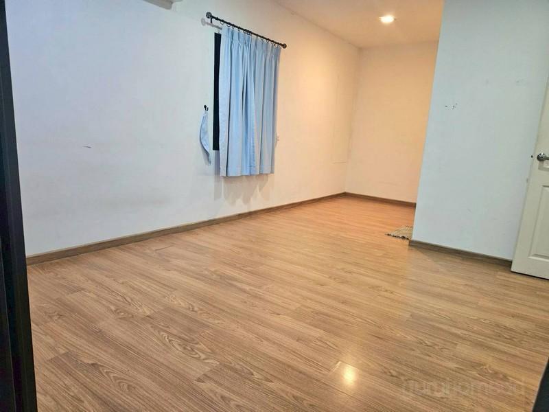 ให้เช่าบ้านเดี่ยว 3 ชั้น หลังใหญ่ โกลเด้น เพรสทีจ วัชรพล สุขาภิบาล 5 ขนาด 50 ตรว 5นอน 4น้ำ พร้อมแอร์ให้ทั้งหลัง - ghd000 6