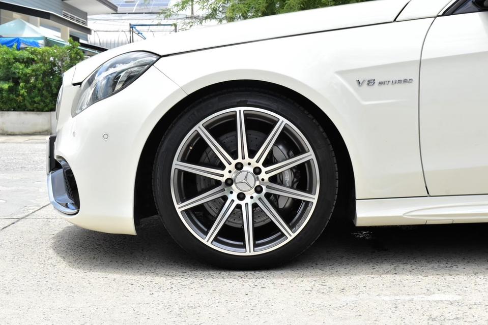 benz E63 E250 auto ไมล์ 24,000 กม. รถสวย 5500 CC ราคา 1,890,000 บาท 14