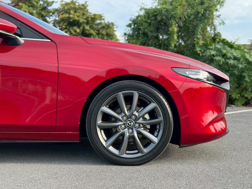 MAZDA 3 SKYACTIVE Hatch 5dr  S Sports SA 6sp FWD 2.0i Y2020 (MNC) สีแดง เกียรออโต้  9