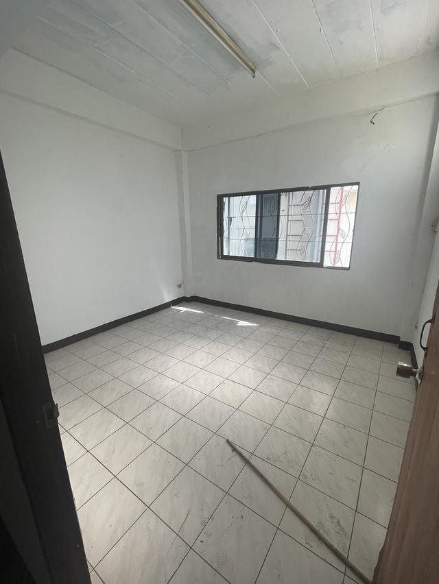 ให้เช่า ทาวเฮ้าส์ 4ชั้นครึ่ง 9