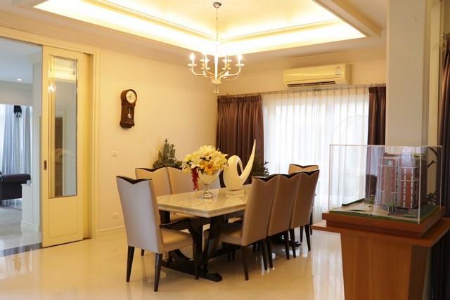 ขายคฤหาสน์หรู พฤกษ์ภิรมย์ รีเจนท์ ราชพฤกษ์ - รัตนาธิเบศน์ (98) | 5 ห้องนอน พร้อมสระว่ายน้ำส่วนตัว  • ขนาดที่ดิน 268 ตร.วา  5