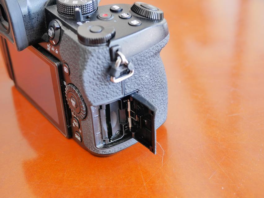 กล้อง Panasonic Lumix G90 (Body) รูปที่ 6