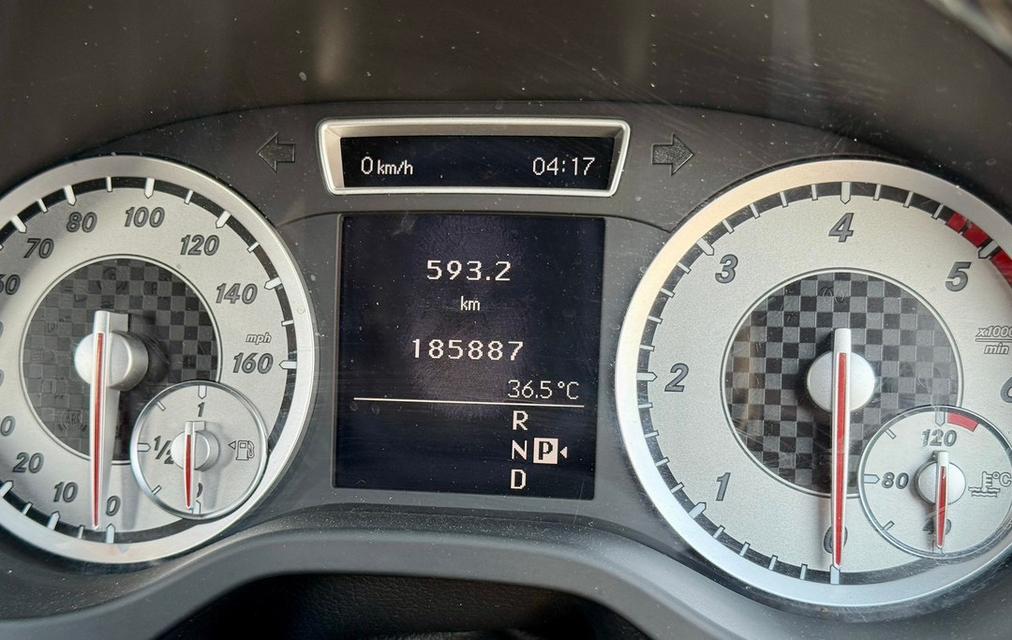BENZ A-CLASS A180 W176 2013  14