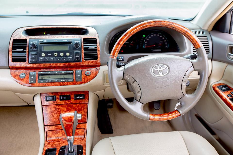 Toyota Camry 2.4Q สีเทา ปี 2004 สวยเดิม ออฟชั่นเต็ม 14