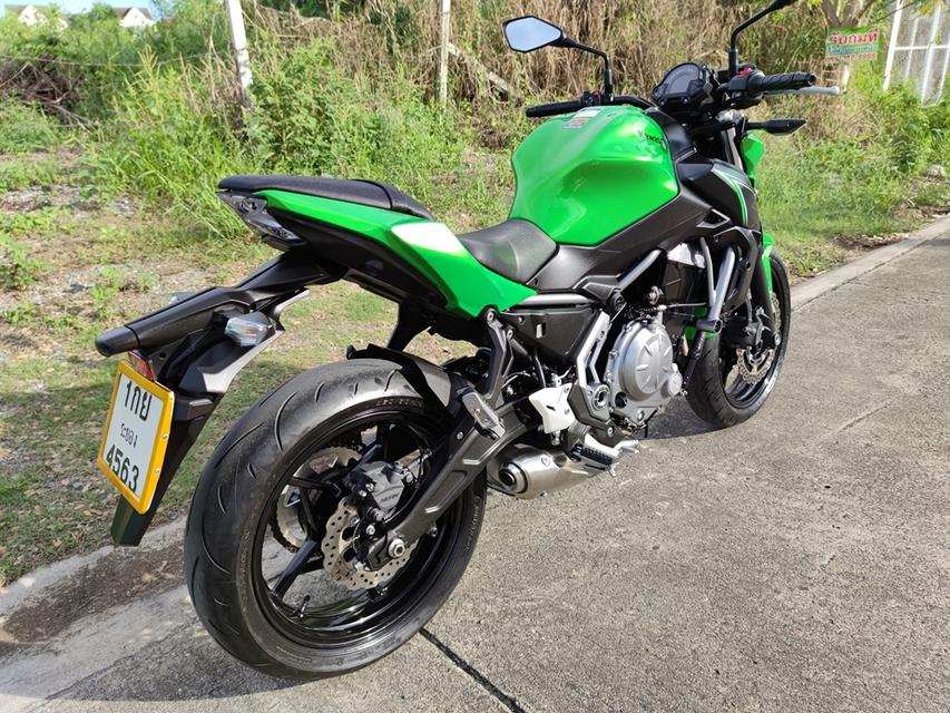   ใช้เพียง 1 พัน km. ไมล์แท้ Kawasaki Z650 ใหม่มากค้ะ 4