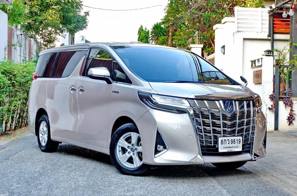 Toyota Alphard Hybrid X E-Four ปี 2019