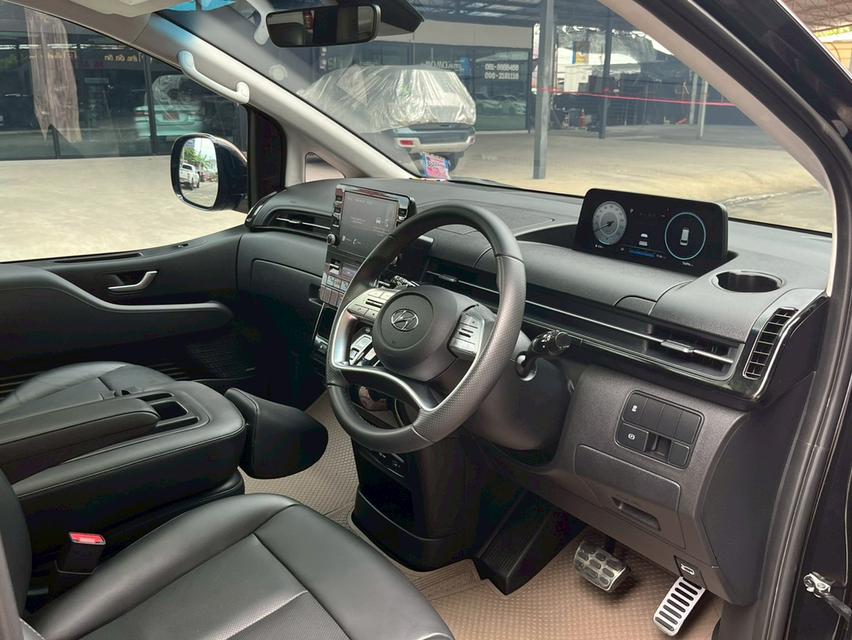 รถเข้าใหม่! Hyundai Staria 2.2 Premium ปี 2022 9