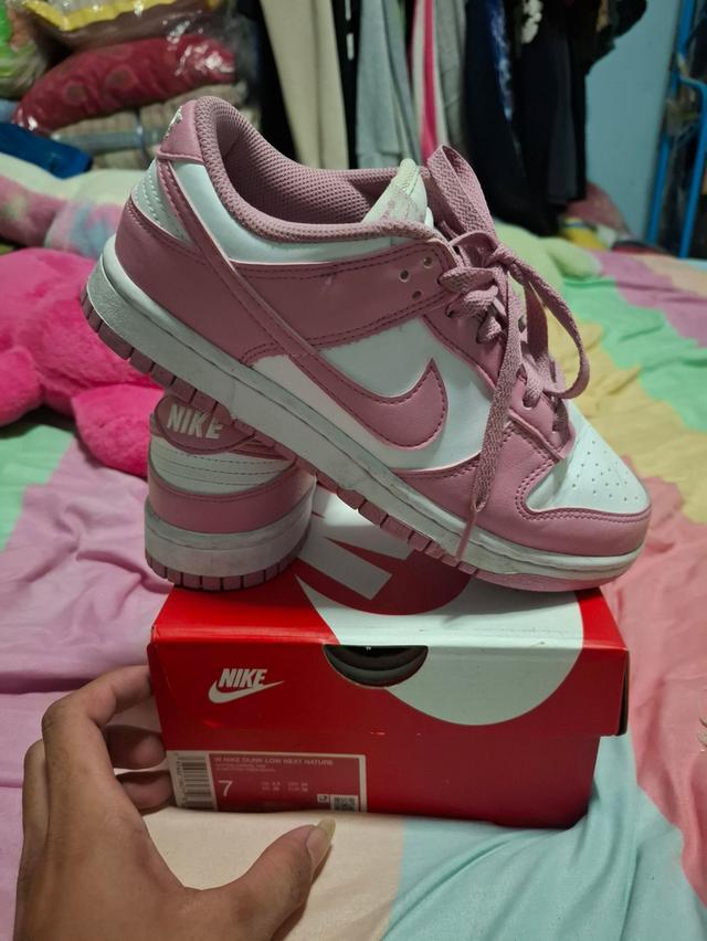 รองเท้าผ้าใบ Nike รุ่น Dunk Low Next Nature Elemental Pink