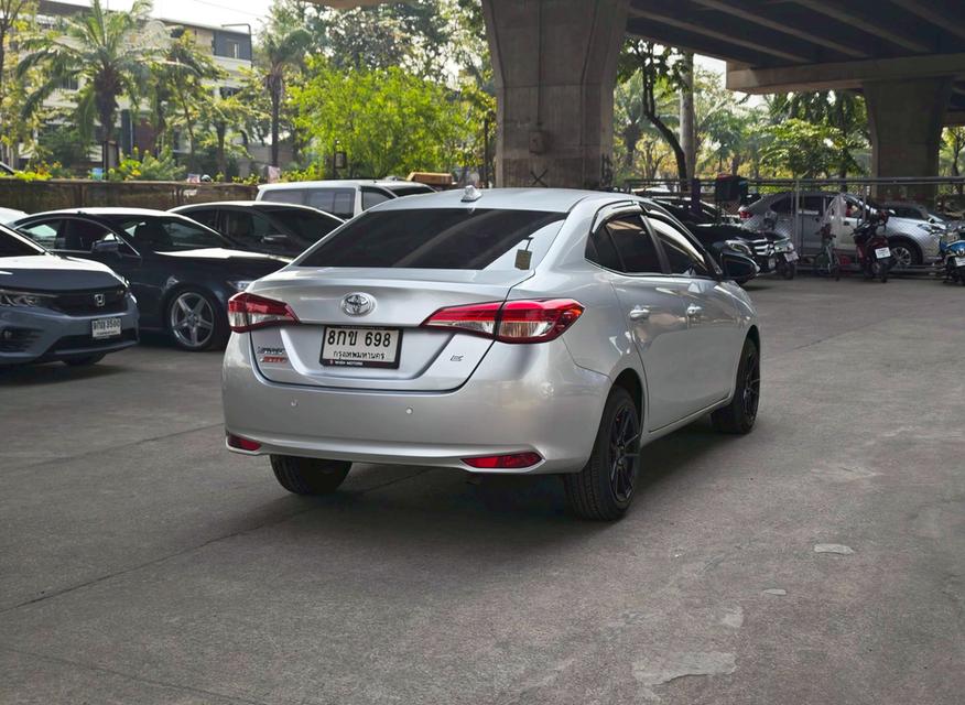 Toyota Yaris Ativ 1.2 E auto ปี 2018 รูปย่อยที่ 4