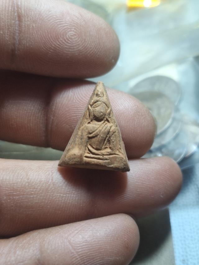 พระนางพญา พระกรุ พระเก่า (300บาทได้ทั้งหมด5องค์เลยครับ) รูปที่ 7