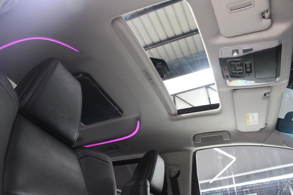 รหัสรถ JRS2820 เข้าใหม่ Toyota Vellfire 2.5 ZG Edition น้ำมันล้วน ปี 2019 มือเดียวป้ายแดง 17