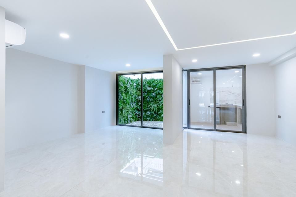 ด่วนลดราคาลงแล้ว ทาวน์เฮาส์ 2 ชั้น เอกมัย 12 (ปรีดี 31) 9