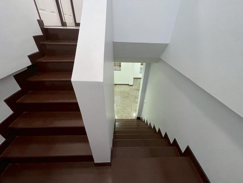 ขายบ้านเดี่ยวพร้อมอยู่  2 ชั้น 4 ห้องนอน 2 ห้องน้ำ 1 ห้องครัว 1 ห้องเก็บของ หมู่บ้านพฤกษากาญจน์ 3 ตำบลท่ามะขาม อำเภอเมือง จังหวัดกาญจนบุรี 15