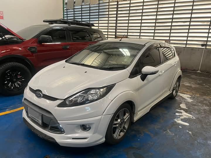 Ford Fiesta ปล่อยขาย 3