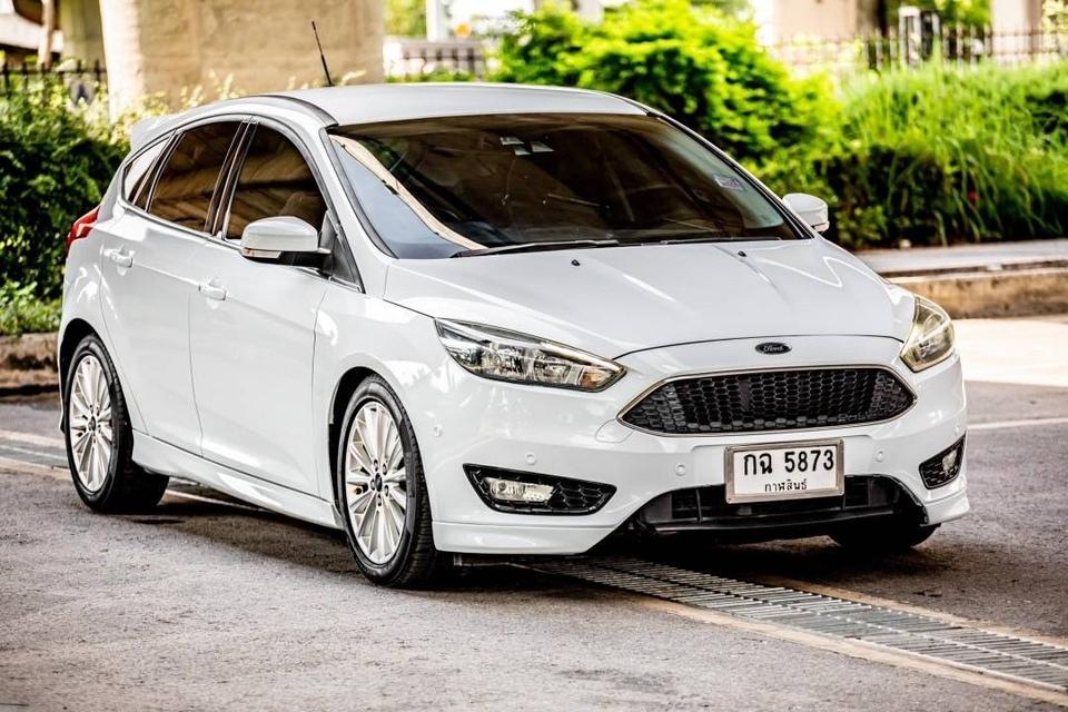 Ford focus 1.5 Ecoboost ปี 2016 สีขาว  11