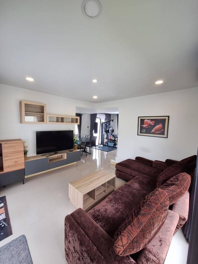 ให้เช่าบ้านเดี่ยว 2 ชั้น ขนาด 69.7 ตร.วา หมู่บ้าน life in the garden บ้านฉาง  ติดถนนสุขุมวิท เดินทางสะดวก 6