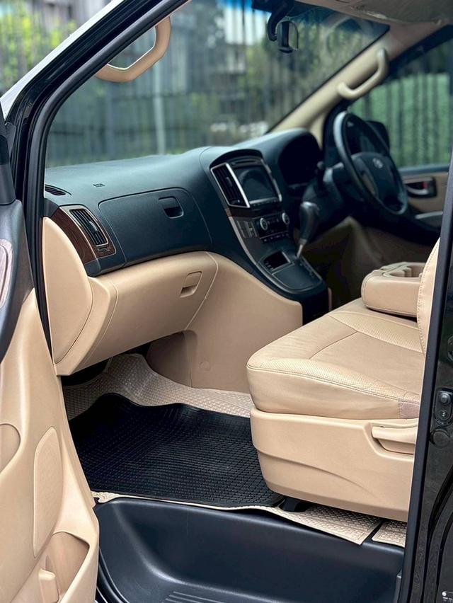 รหัสรถ PR9421 ✅️HYUNDAI H1 ดีลัก ปี2019