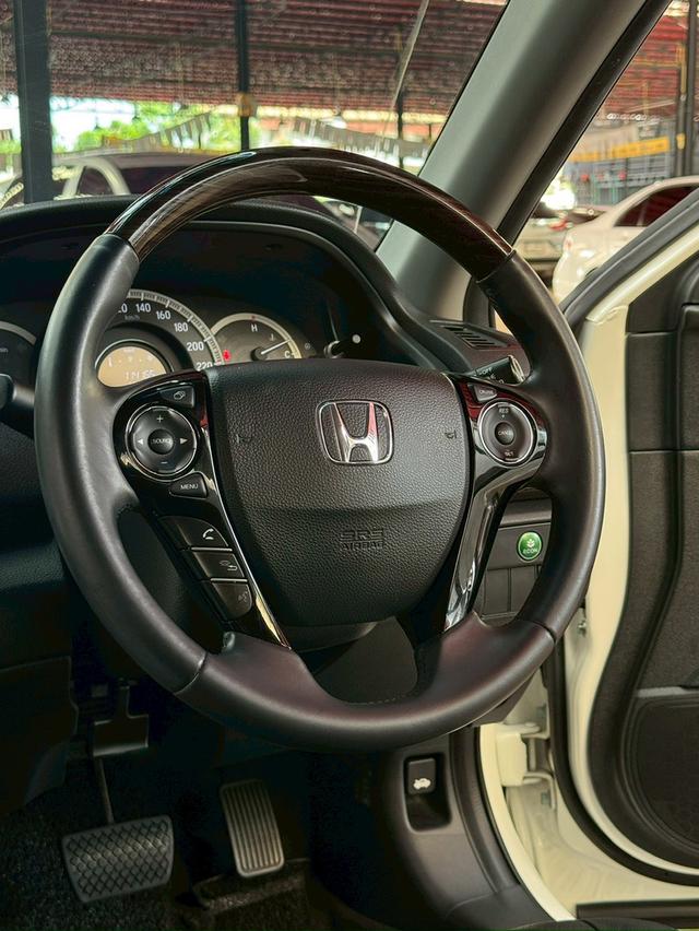 HONDA ACCORD 2.0 EL ปี 2017 รูปที่ 9