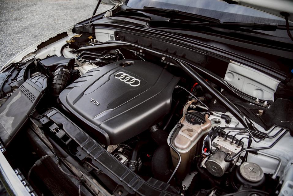 รหัสรถ CBL7567 Audi Q5 2.0 TDI DPF Quattro AT 2011 9