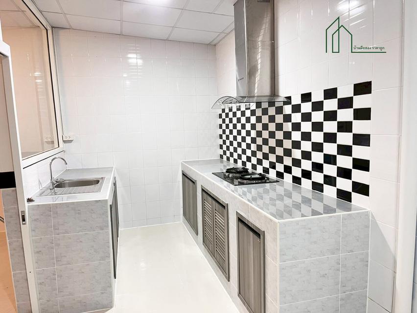 ทาวน์เฮ้าส์ 2 ชั้น ม.ชายคลอง เทพารักษ์ บางบ่อ 9