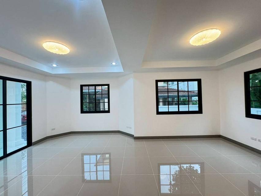 หมู่บ้านมัณฑนา2 ศรีนครินทร์ Mantana2 Srinakarinบ้านเดี่ยว 2 ชั้น โครงการ Land & Houses ใกล้เมกะบางนา ตกแต่งใหม่พร้อมอยู่ มีพื้นที่รอบบ้าน 10