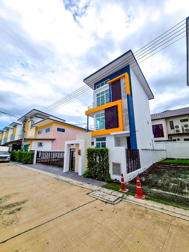 ขายโฮมออฟฟิศ 3 ชั้น สาย 4 บางกระทึก สามพราน นครปฐม 2