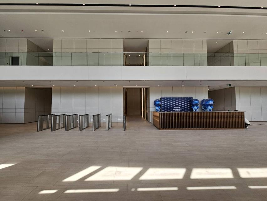 อาคารสำนักงานติดรถไฟฟ้า Origin Complex Sanampao 7