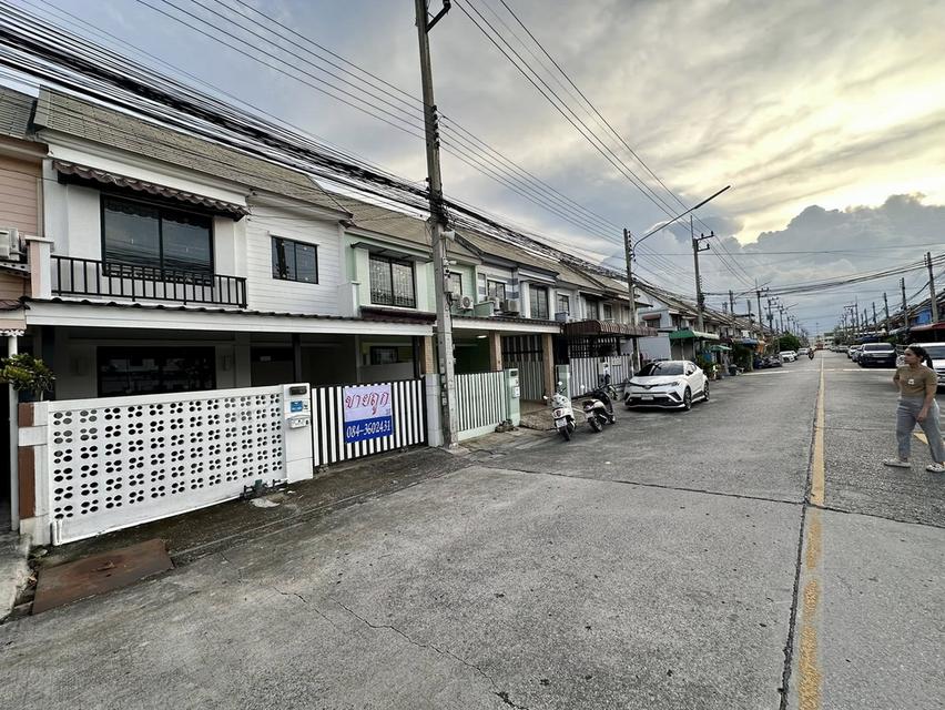ขายถูก หมู่บ้านพฤกษา 52/2 สะพานขาว-คลองหลวง ติดถนนเมน ติดสวน 3