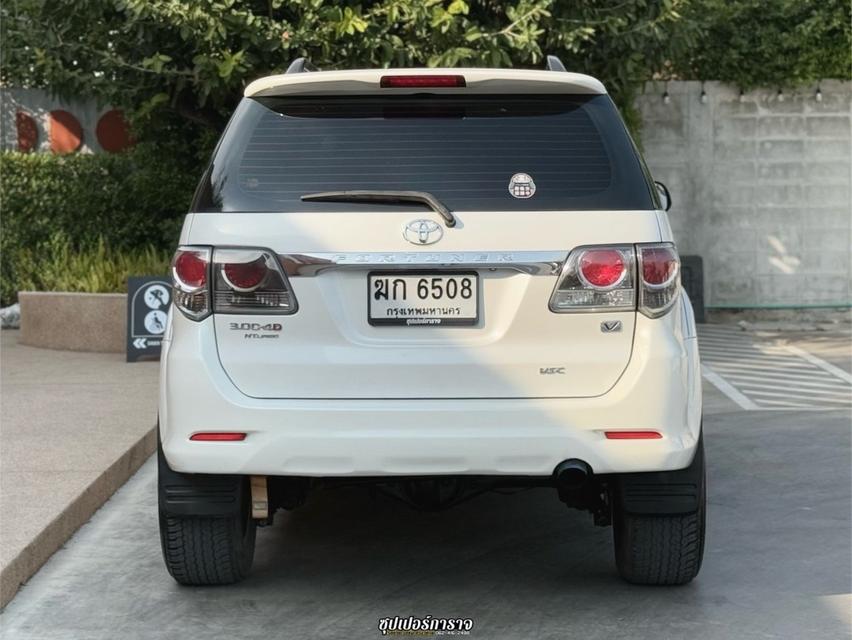 Toyota Fortuner 3.0 V 2WD AT ปี 2012 5